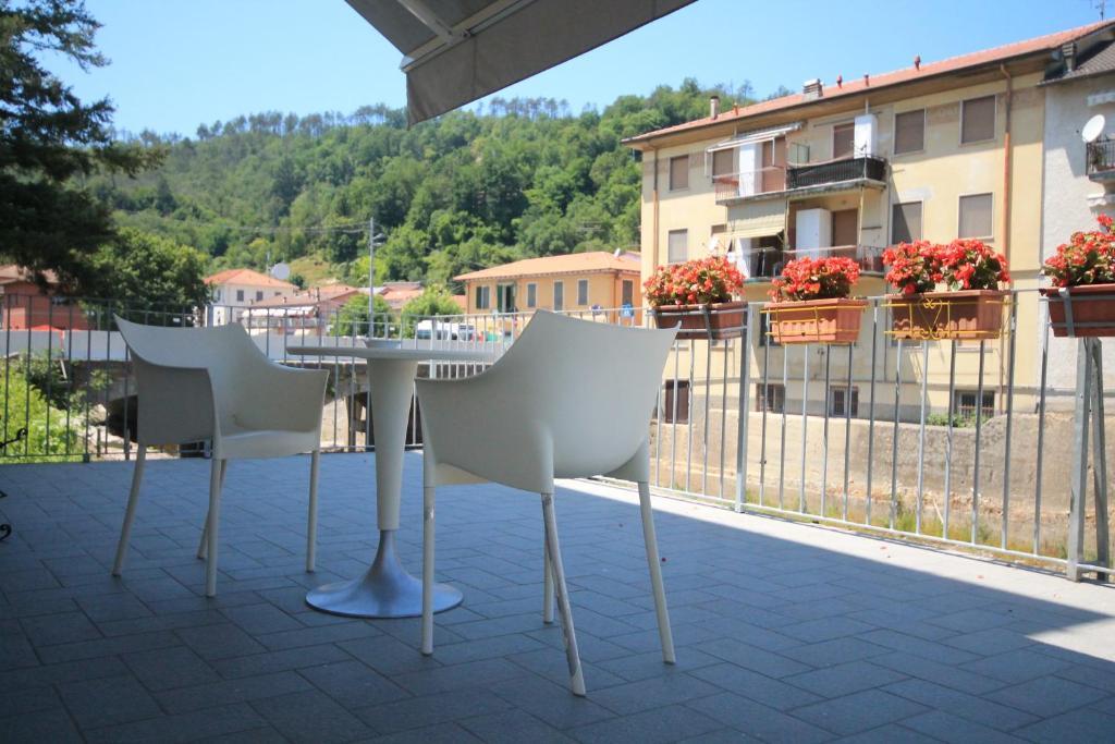 Affittacamere Bel Sole Borghetto di Vara Ngoại thất bức ảnh